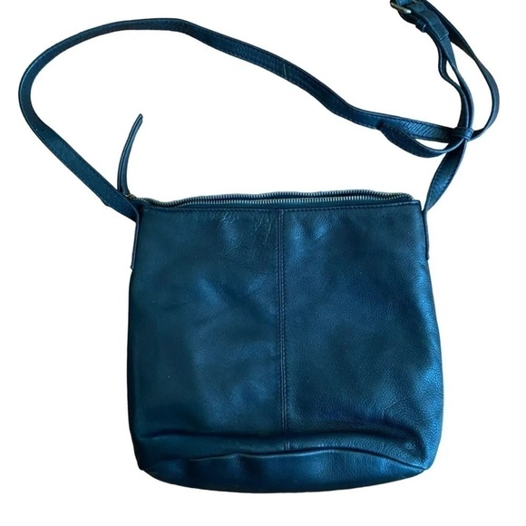 American Leather Co. Black
Leather Crossbody Bag Purse - Picture 2 of 7